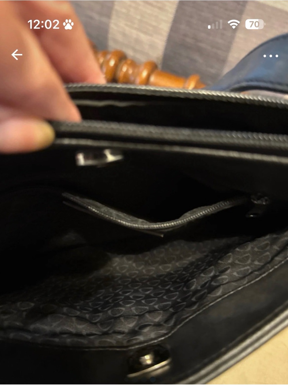 Black Leather Shoulder Bag - Picture 4 of 7